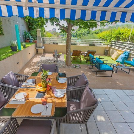 New Delux Green Garden Apartment With Hotube **** Split Eksteriør billede