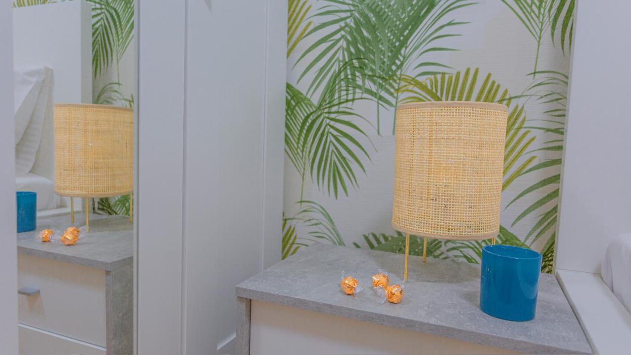 New Delux Green Garden Apartment With Hotube **** Split Eksteriør billede